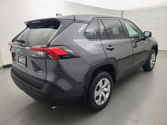 2022 Toyota RAV4 LE