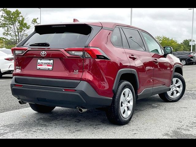 2022 Toyota RAV4 LE