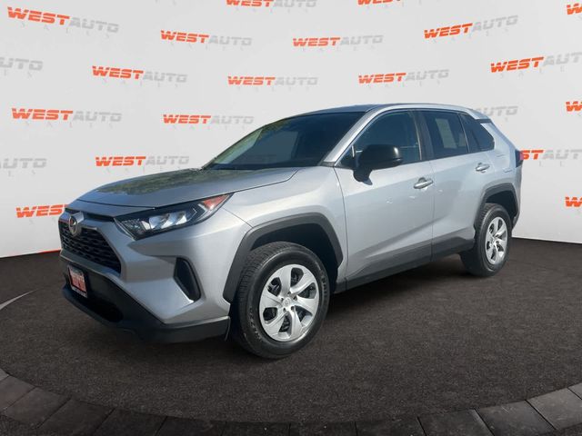 2022 Toyota RAV4 LE