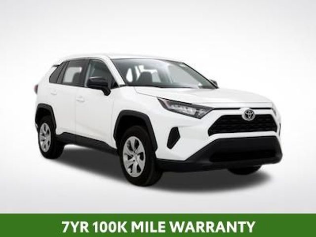 2022 Toyota RAV4 LE