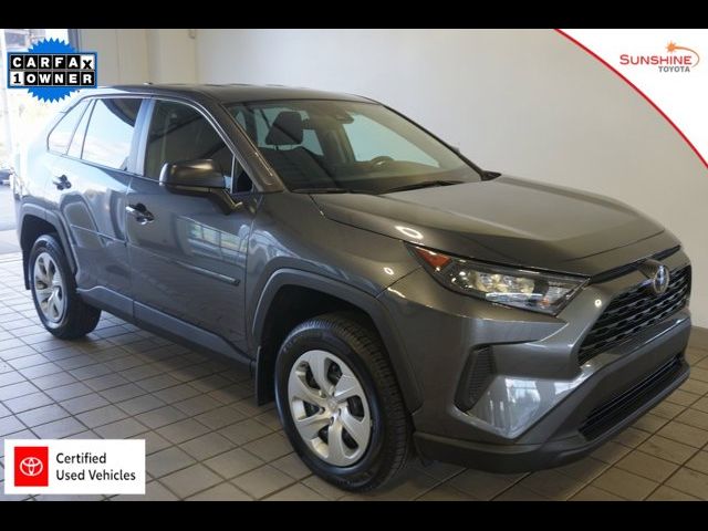 2022 Toyota RAV4 LE