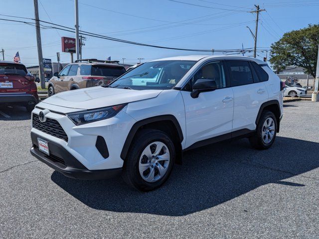 2022 Toyota RAV4 LE