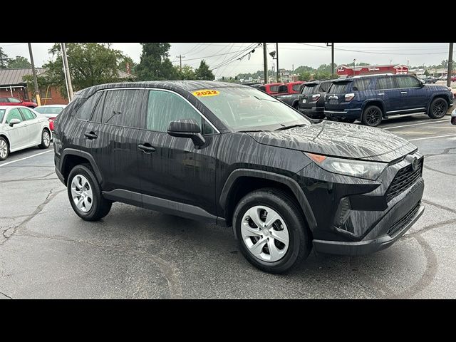 2022 Toyota RAV4 LE