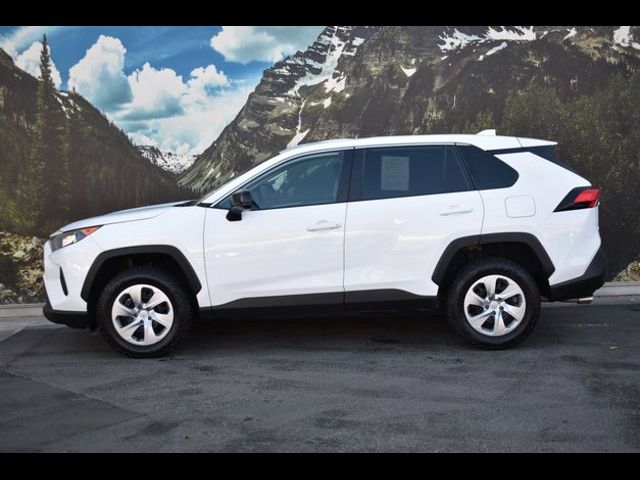 2022 Toyota RAV4 LE