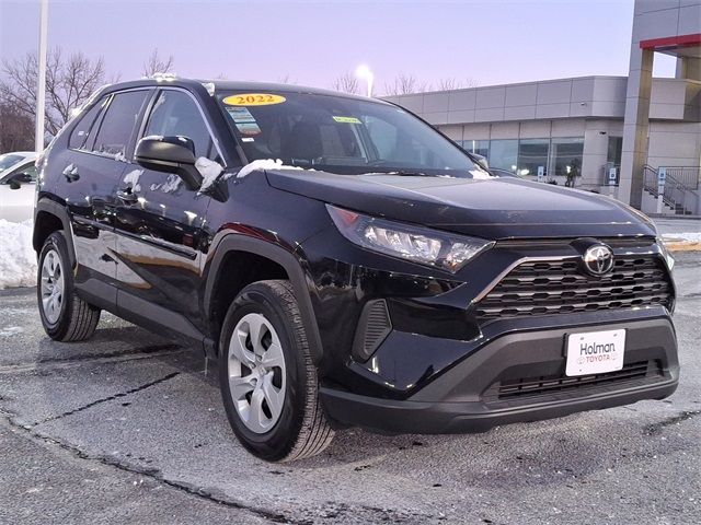 2022 Toyota RAV4 LE