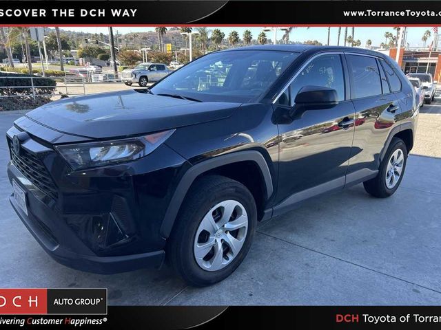 2022 Toyota RAV4 LE