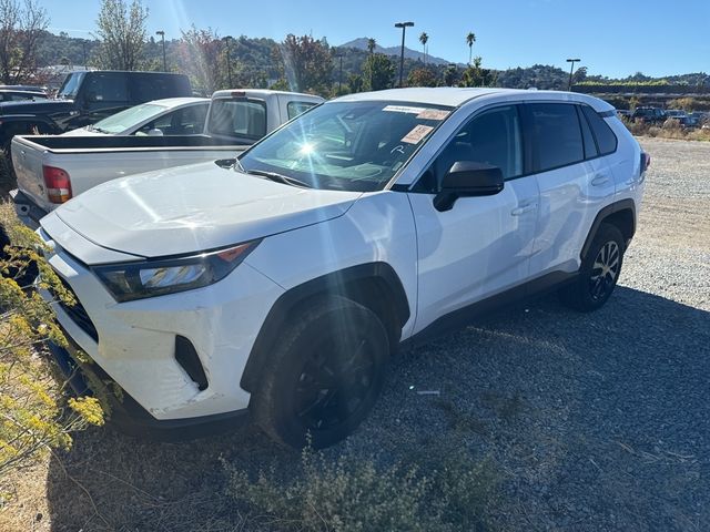 2022 Toyota RAV4 LE