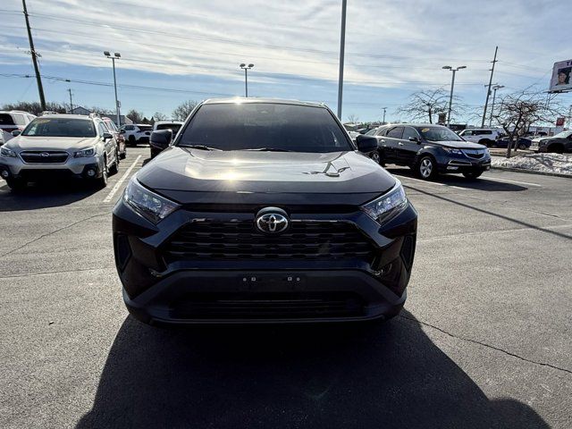 2022 Toyota RAV4 LE