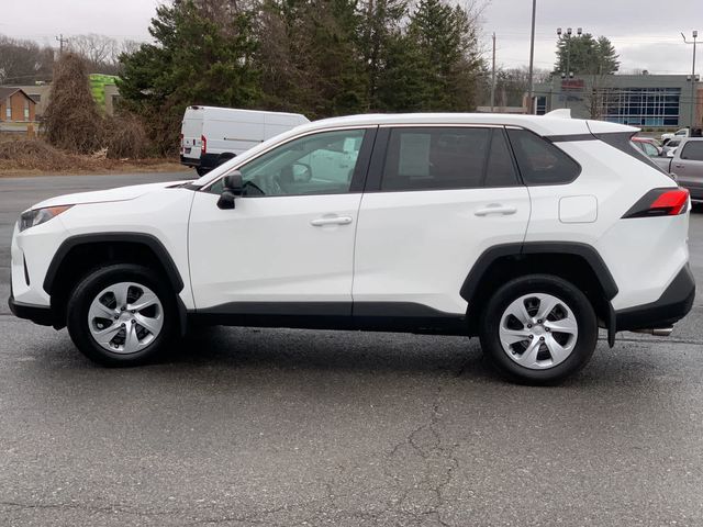 2022 Toyota RAV4 LE