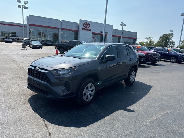 2022 Toyota RAV4 LE