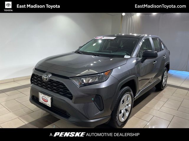 2022 Toyota RAV4 LE