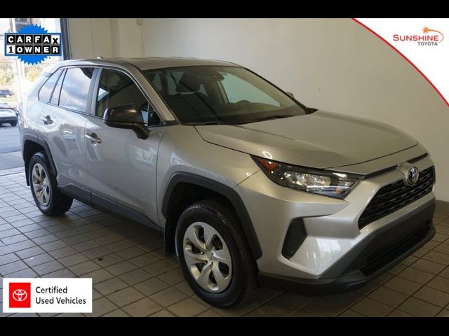 2022 Toyota RAV4 LE