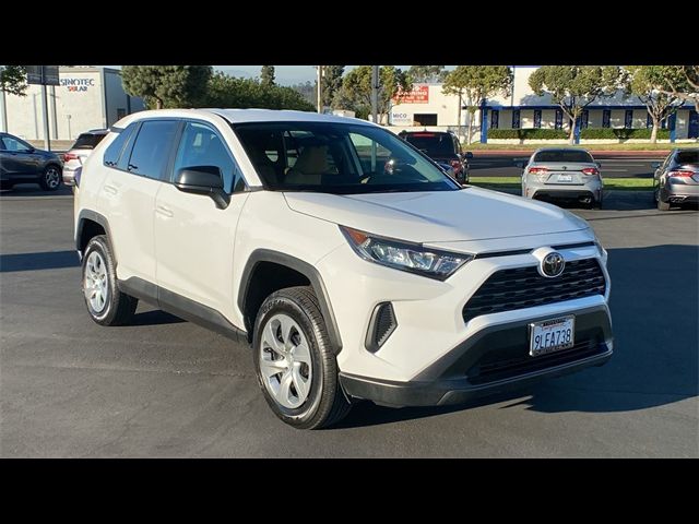 2022 Toyota RAV4 LE