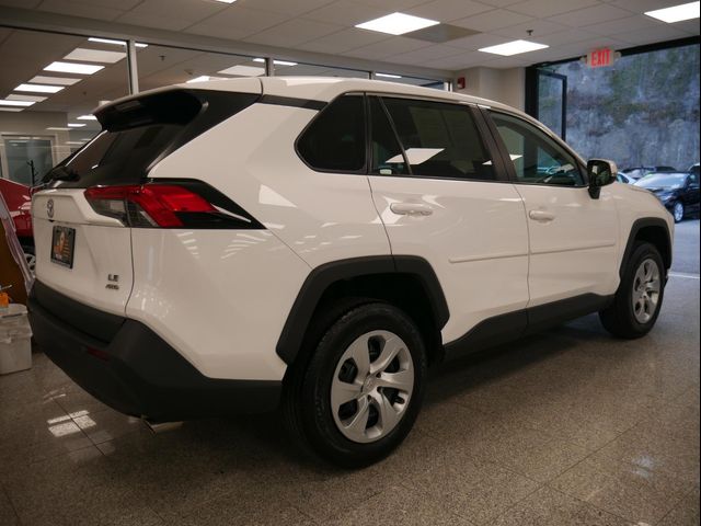 2022 Toyota RAV4 LE