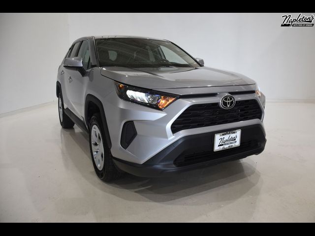 2022 Toyota RAV4 LE