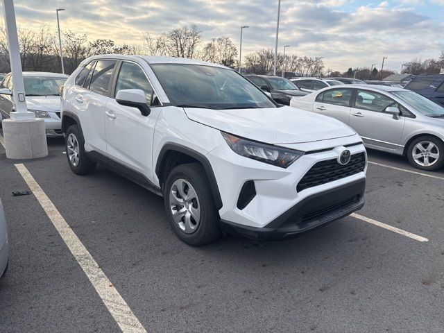 2022 Toyota RAV4 LE