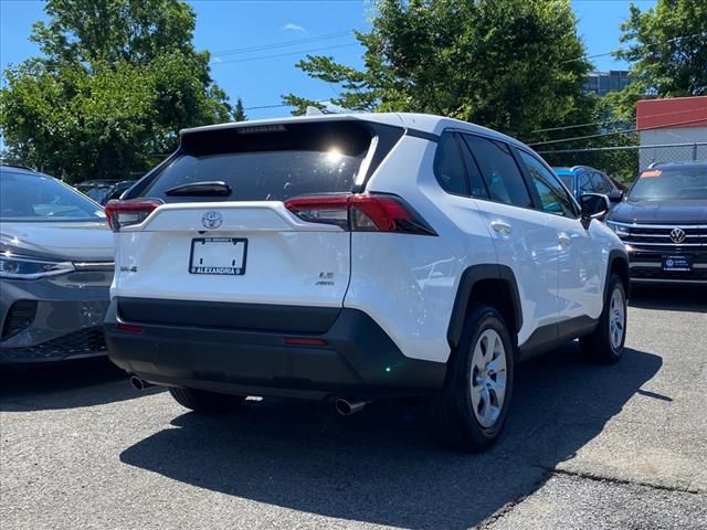 2022 Toyota RAV4 LE