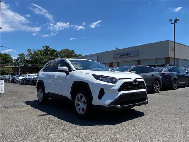 2022 Toyota RAV4 LE