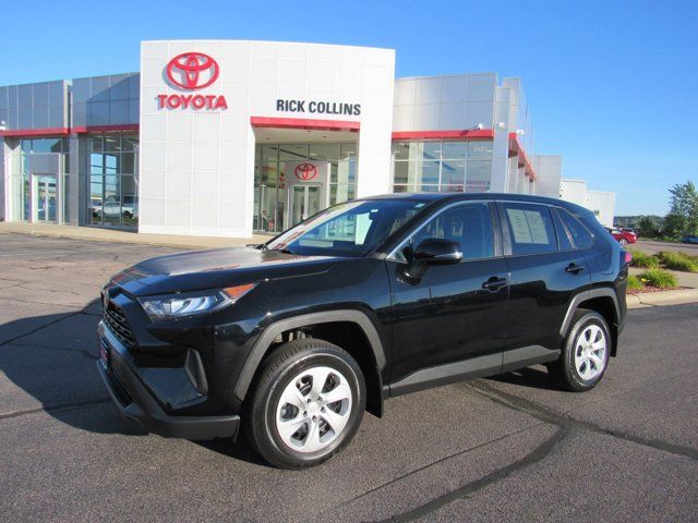 2022 Toyota RAV4 LE