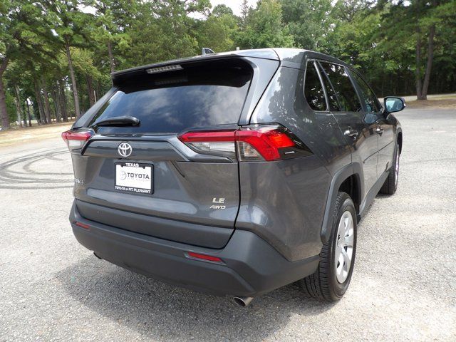 2022 Toyota RAV4 LE