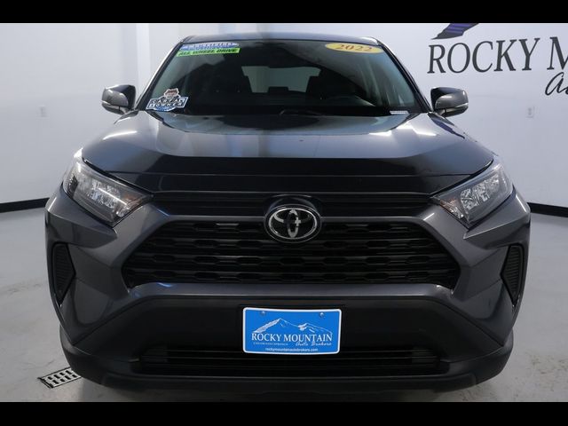 2022 Toyota RAV4 LE