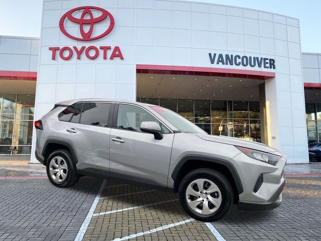 2022 Toyota RAV4 LE