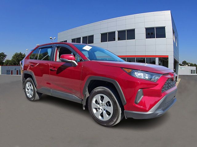 2022 Toyota RAV4 LE