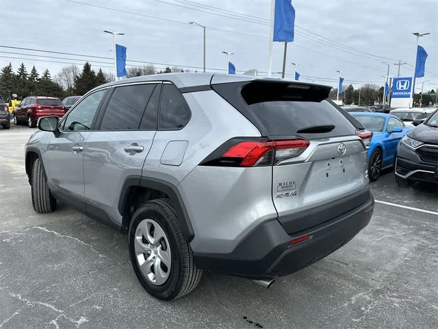 2022 Toyota RAV4 LE