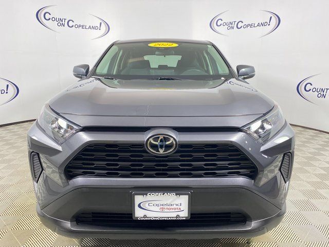 2022 Toyota RAV4 LE