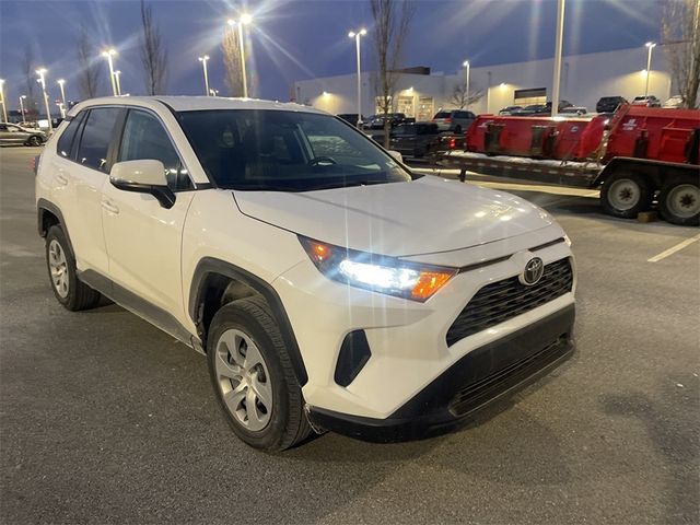 2022 Toyota RAV4 LE