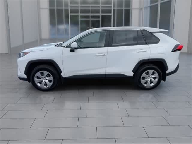 2022 Toyota RAV4 LE