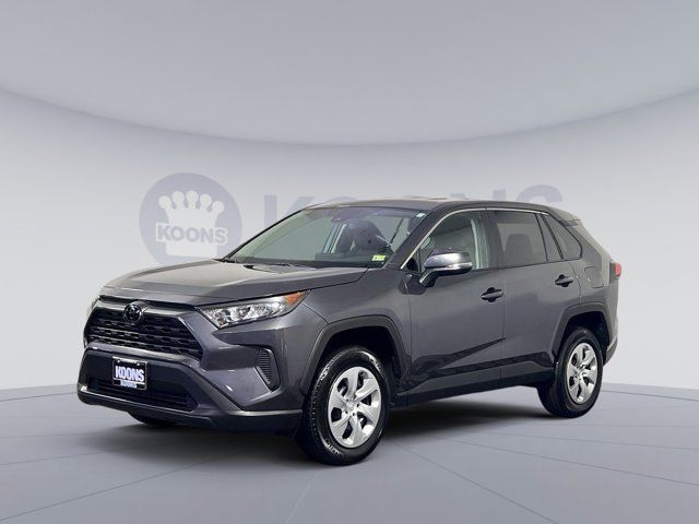 2022 Toyota RAV4 LE