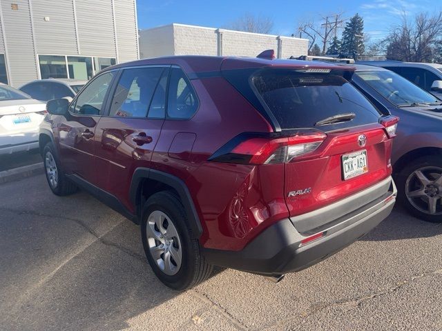 2022 Toyota RAV4 LE