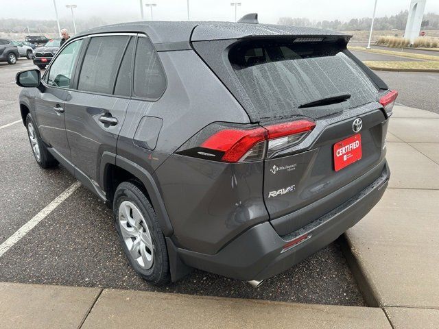 2022 Toyota RAV4 LE