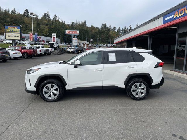 2022 Toyota RAV4 LE