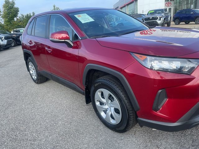 2022 Toyota RAV4 LE