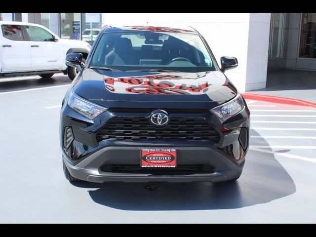 2022 Toyota RAV4 LE