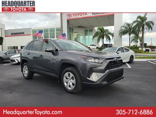 2022 Toyota RAV4 LE