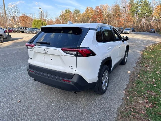 2022 Toyota RAV4 LE