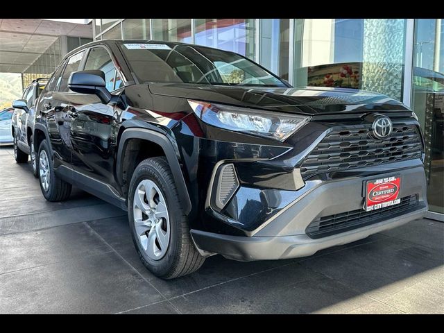 2022 Toyota RAV4 LE