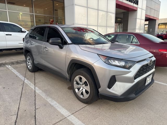 2022 Toyota RAV4 LE