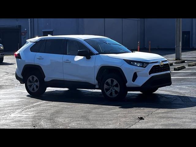 2022 Toyota RAV4 LE