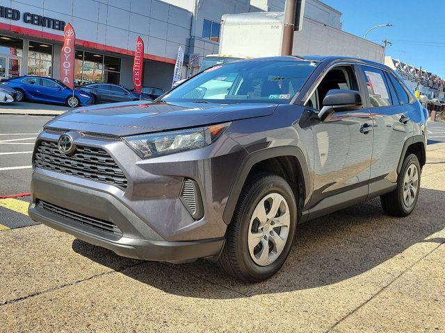 2022 Toyota RAV4 LE