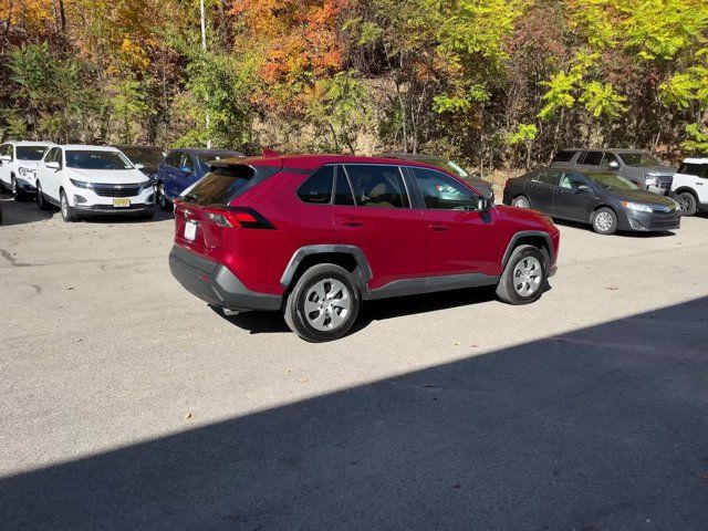 2022 Toyota RAV4 LE