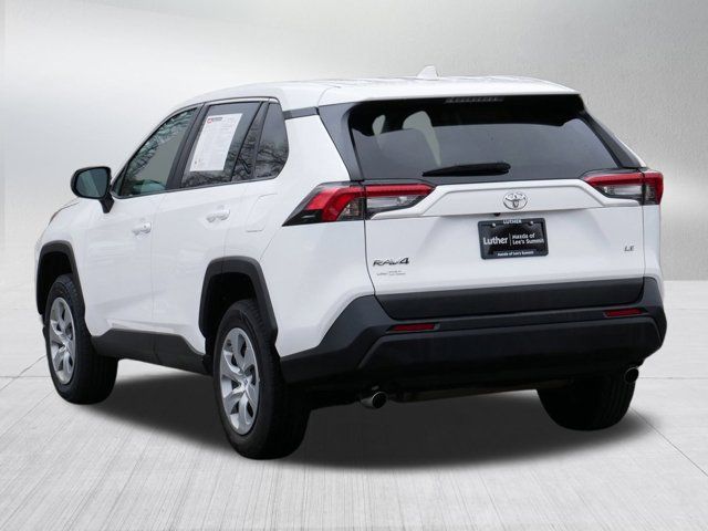 2022 Toyota RAV4 LE