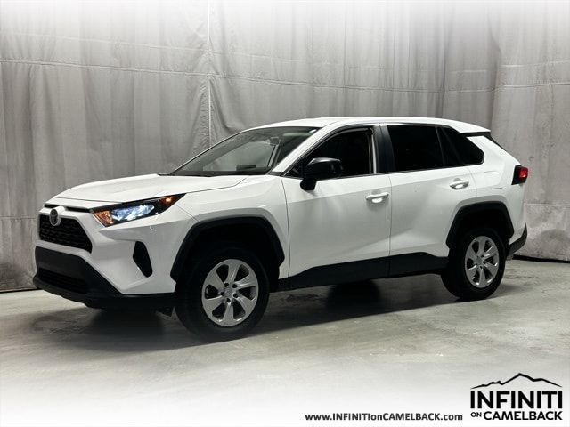 2022 Toyota RAV4 LE