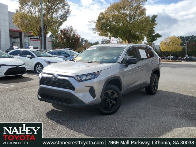 2022 Toyota RAV4 LE