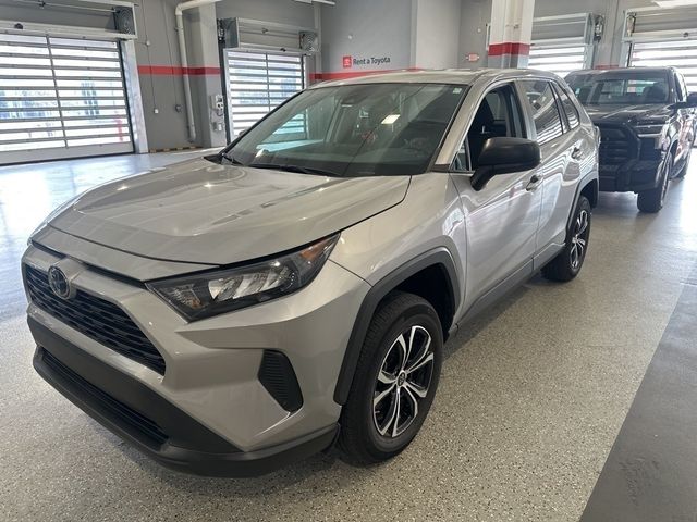 2022 Toyota RAV4 LE