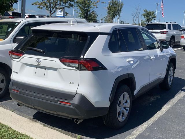 2022 Toyota RAV4 LE