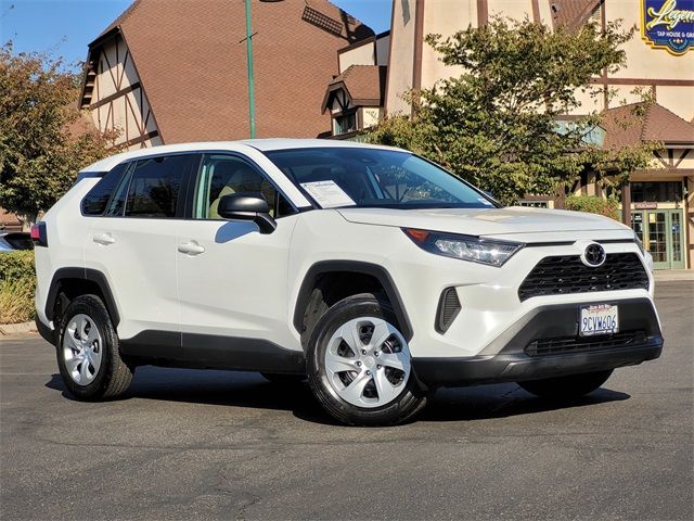 2022 Toyota RAV4 LE